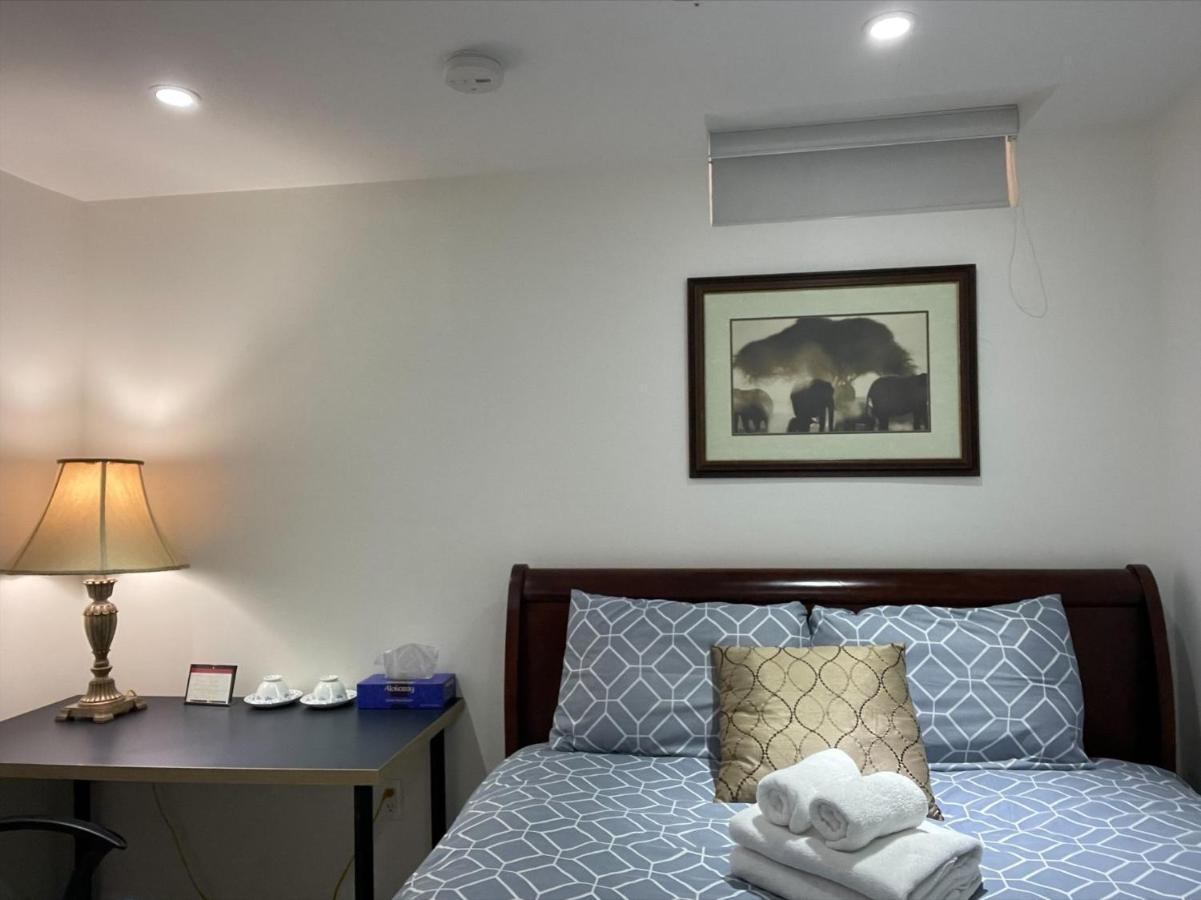 Apartament Btn Family-Style Bustling Area Self-Check-In So Fast Fiber Net Free Parking Toronto Zewnętrze zdjęcie